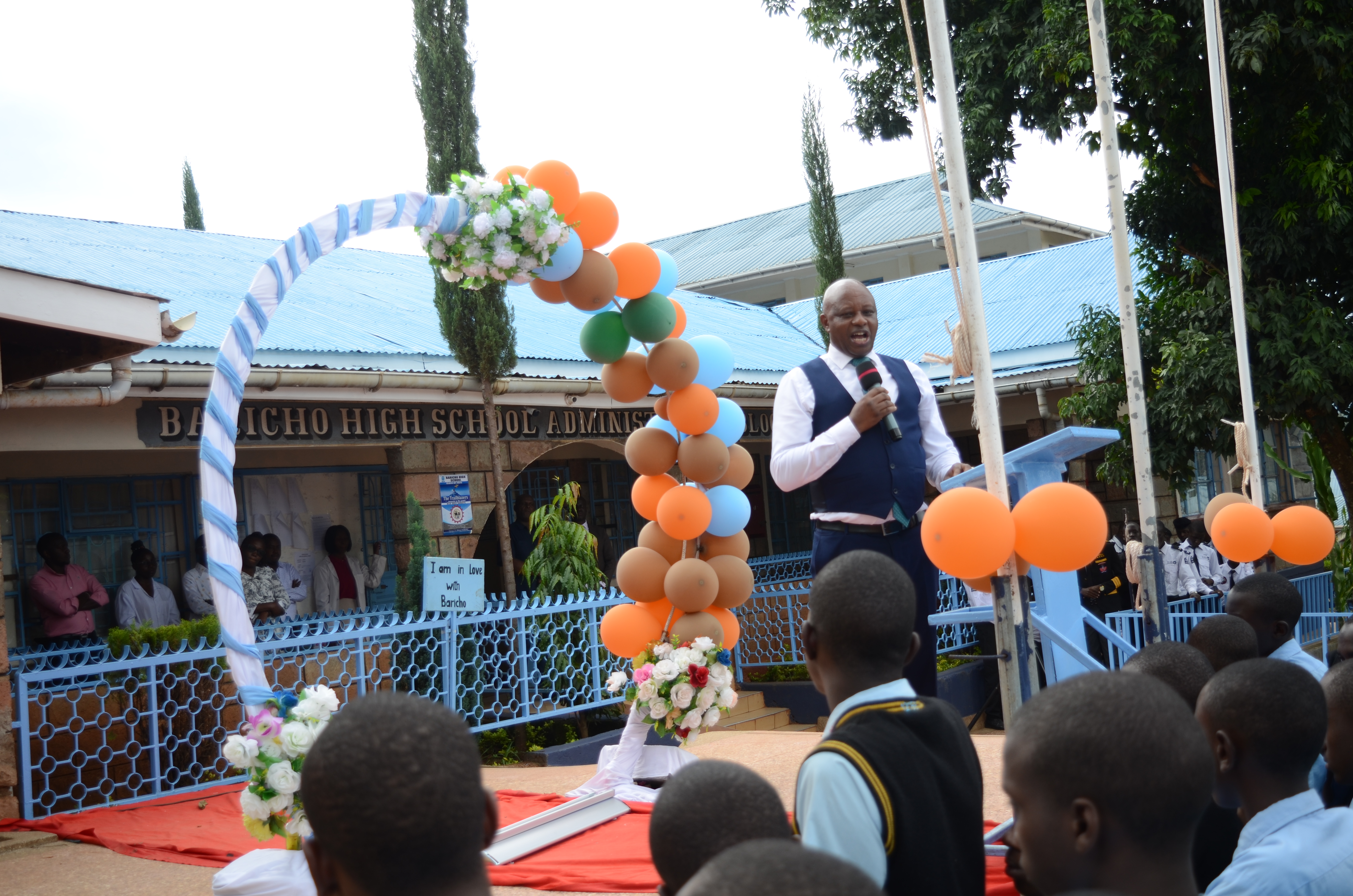 Welcome to Baricho High School